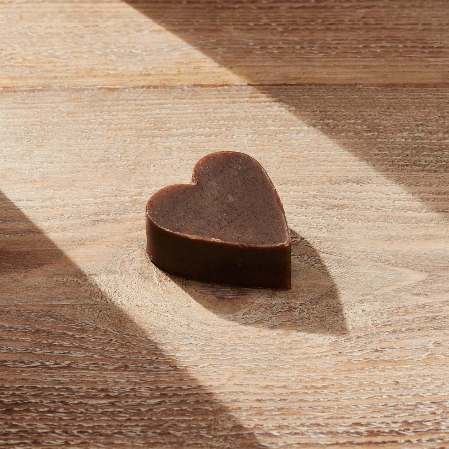 Hemp & Walnut Palm Free  Heart Soap 40g (8 pack)