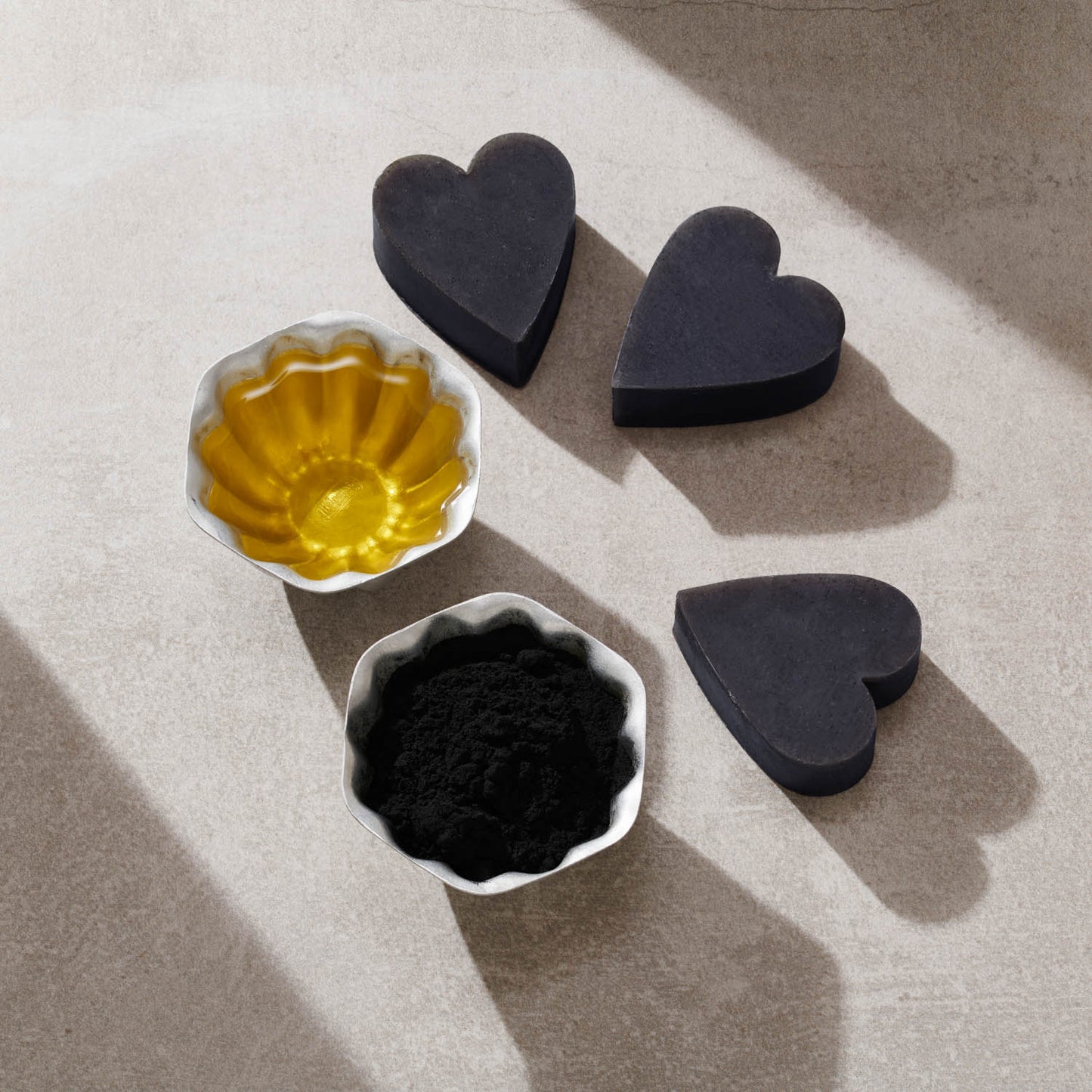 Activated Charcoal Palm Free Heart Soap 40g (8 pack)